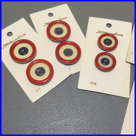 Vtg Buttons - Picture 4 of 6